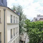 Charming T3 In The Center Of Paris
